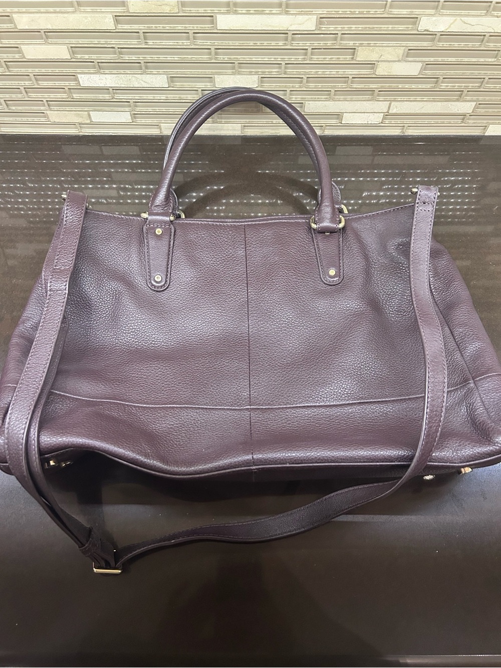 Women's Large Danier Leather Satchel Bag in Deep Plum